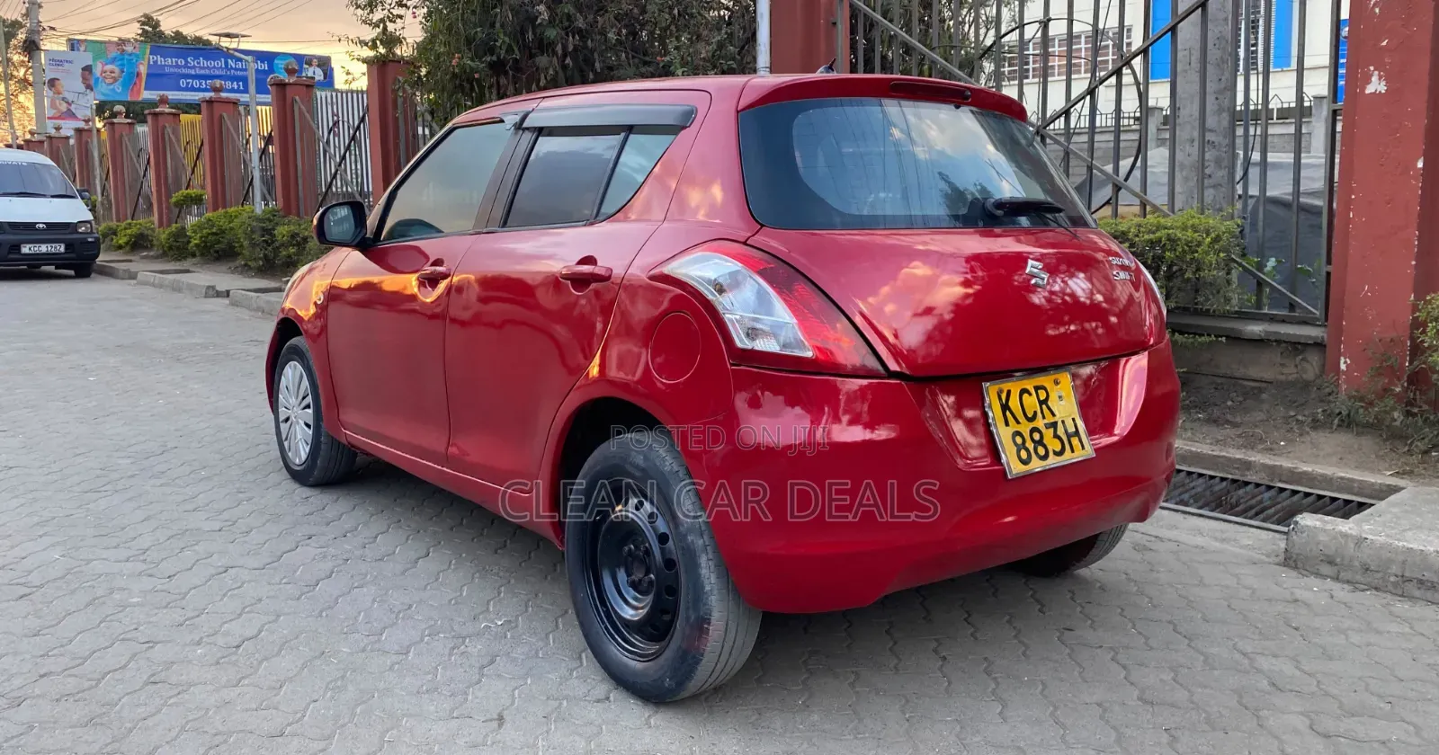 Suzuki Swift 2011 Red