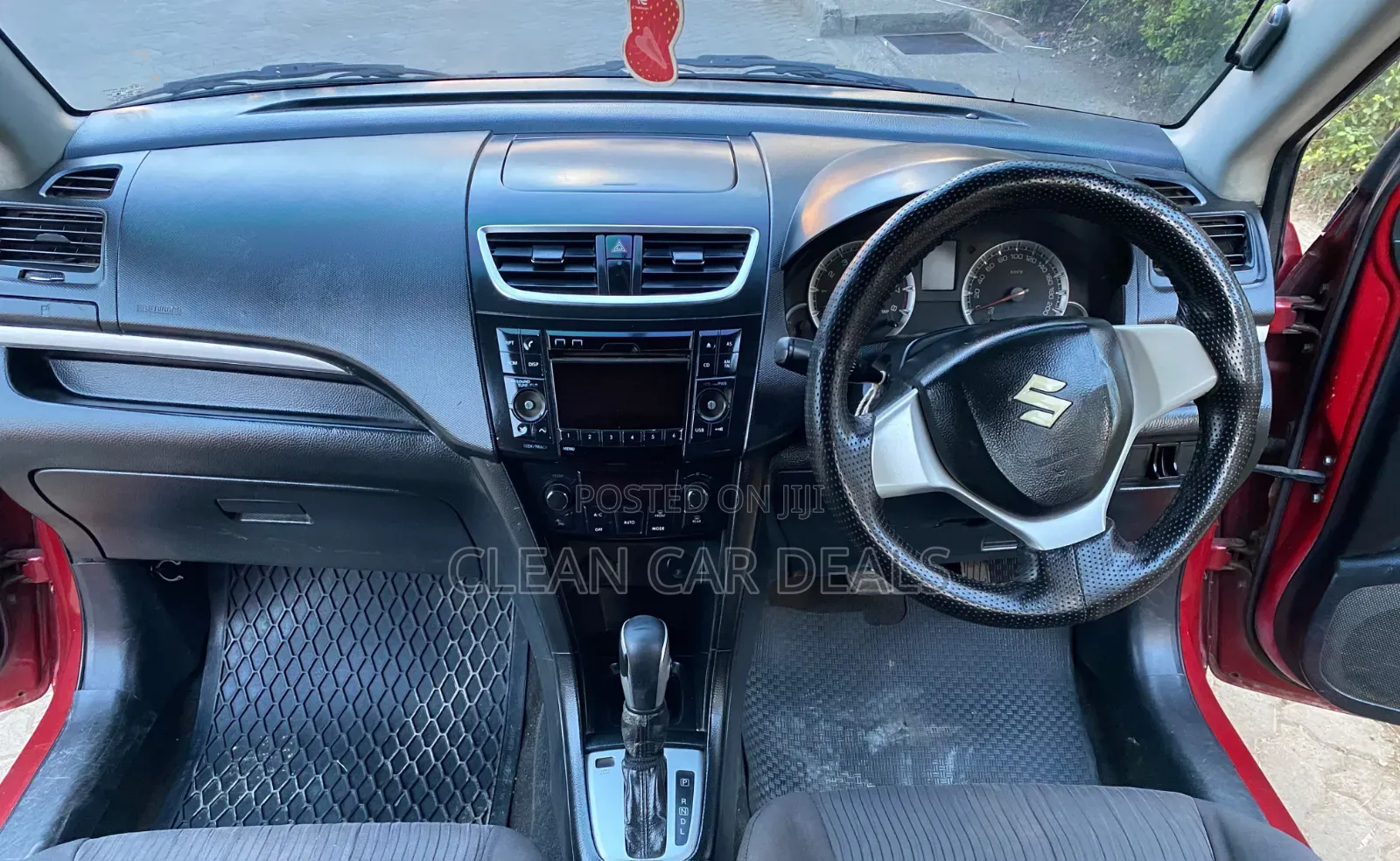 Suzuki Swift 2011 Red