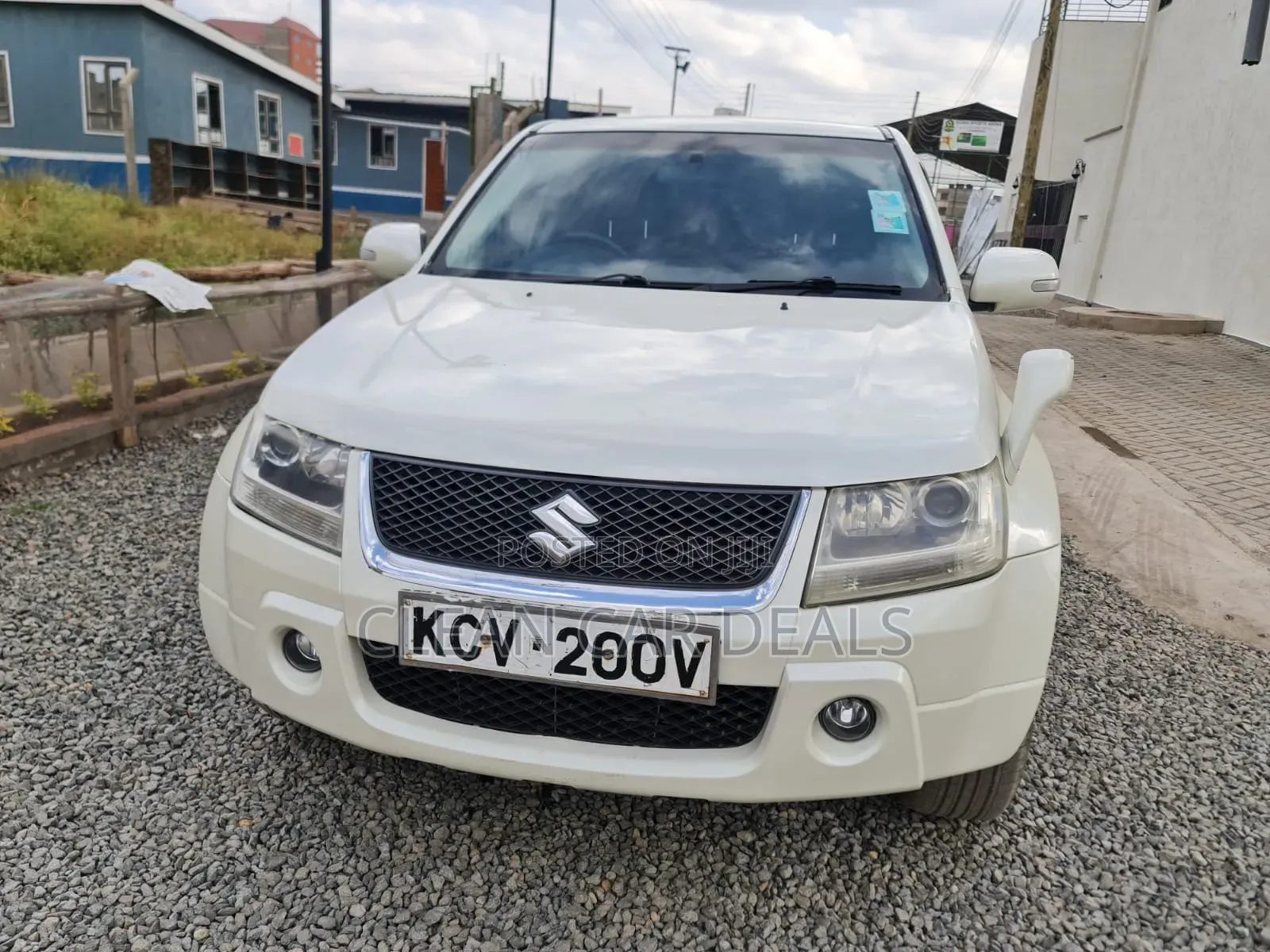 Suzuki Escudo 2012 White