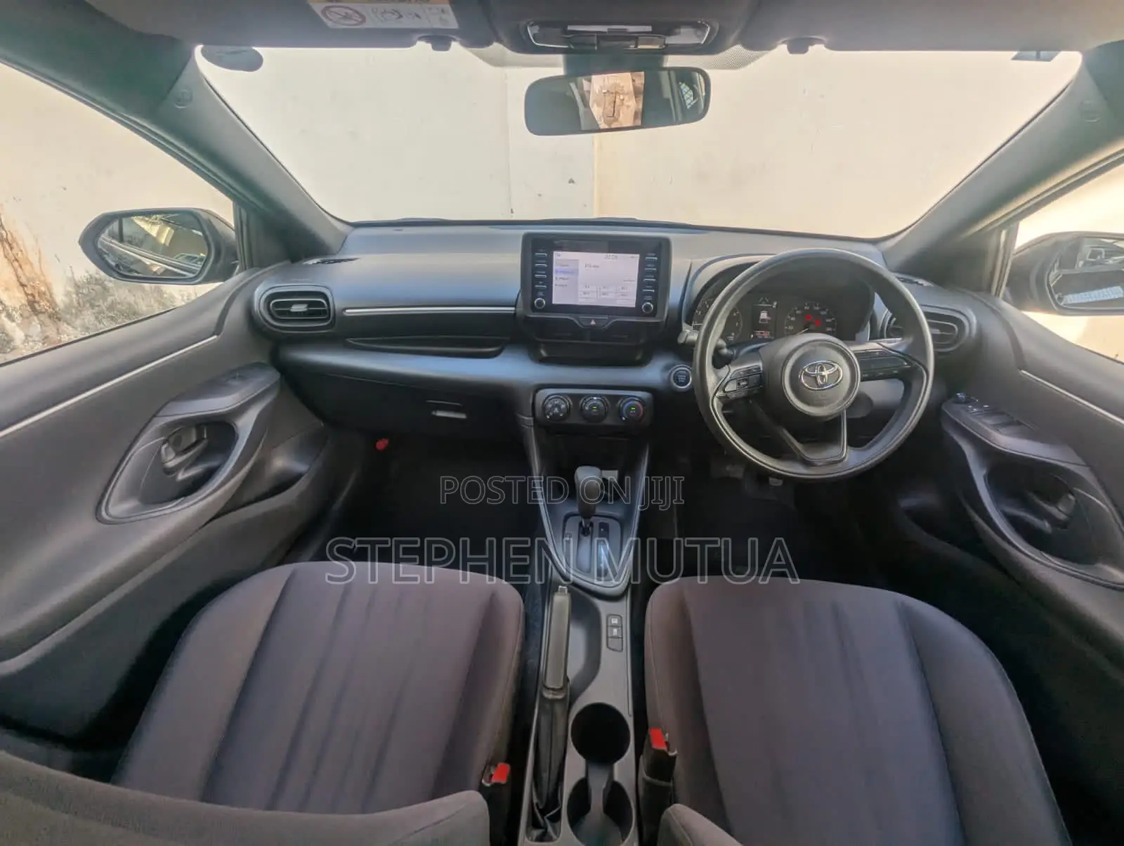 Toyota Yaris 2021 Black