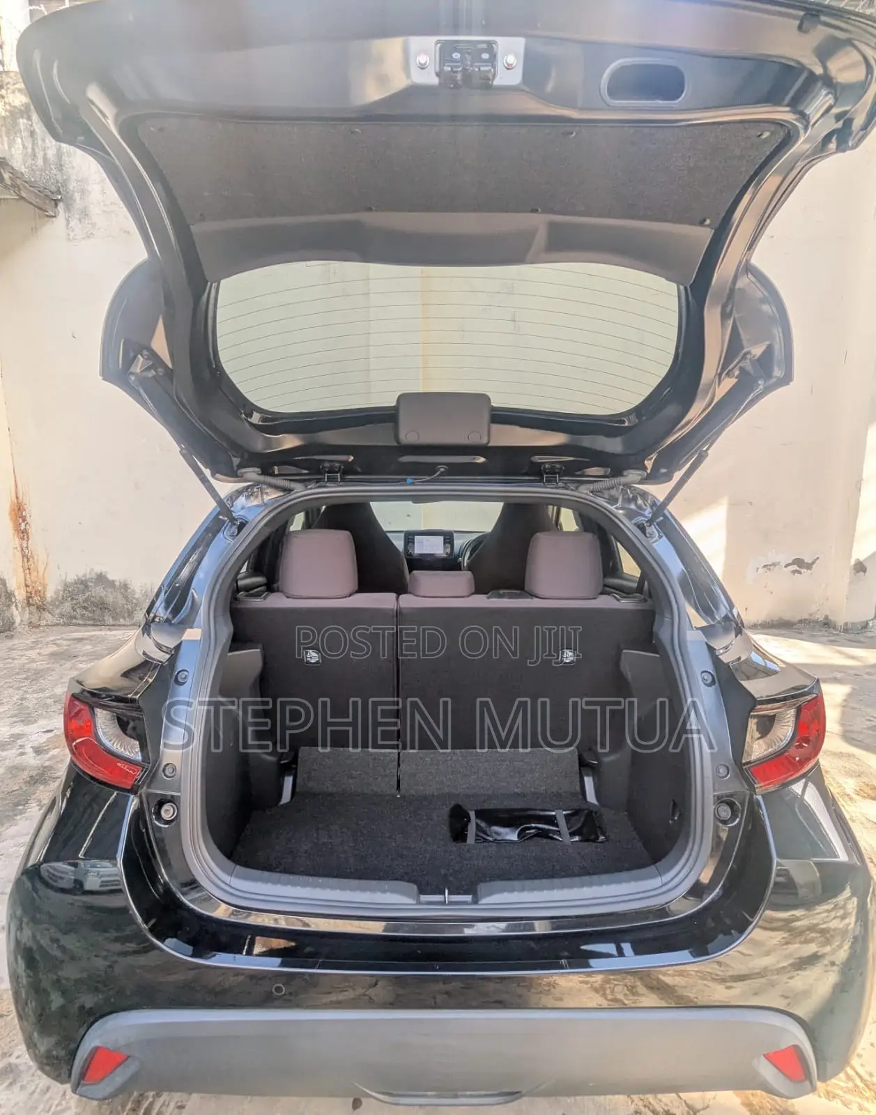 Toyota Yaris 2021 Black