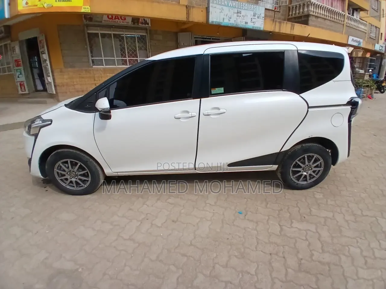 Toyota Sienta 2016 White
