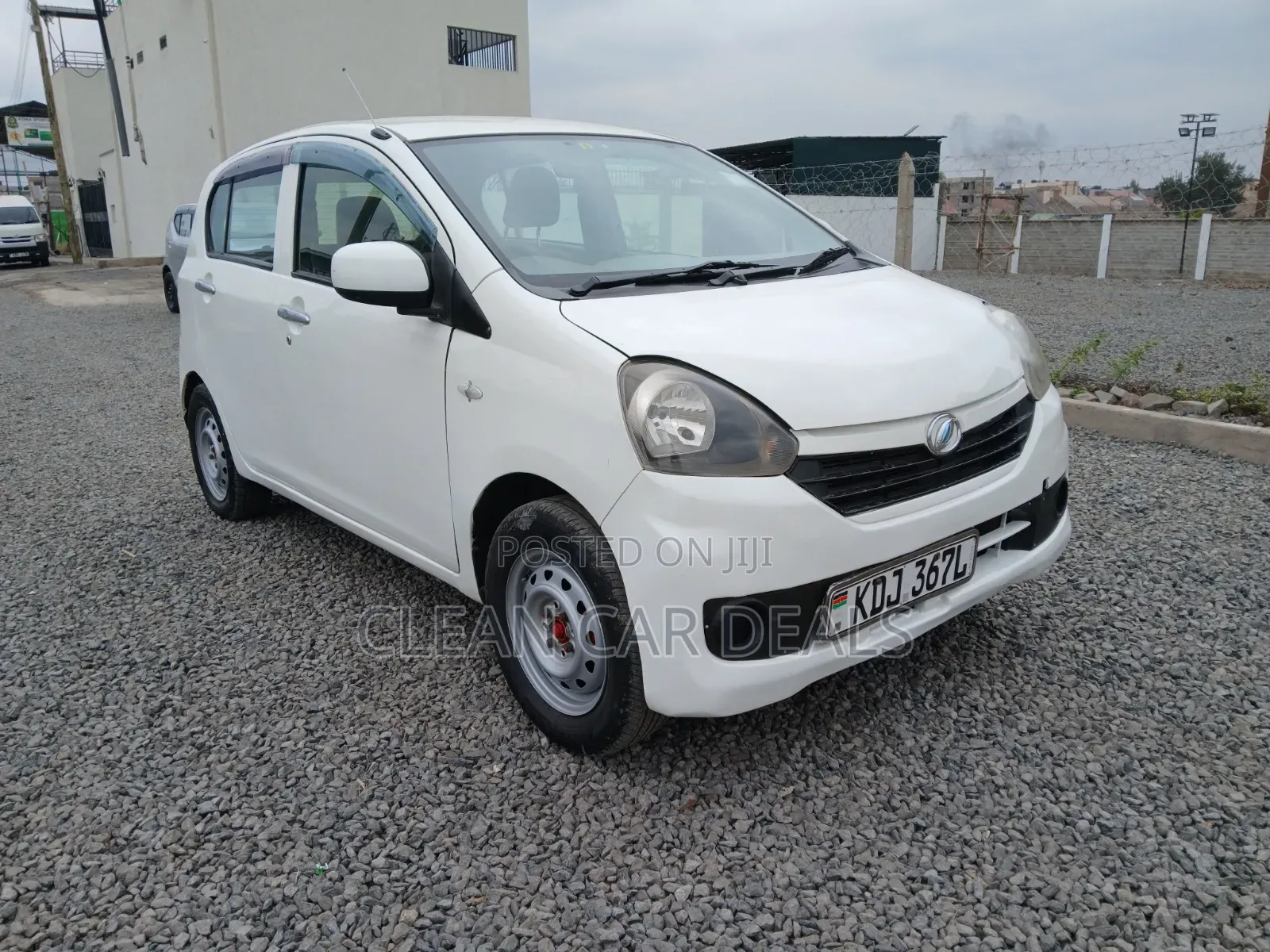 Daihatsu Mira 2015 White