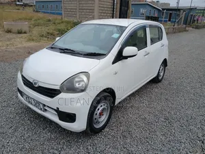 Daihatsu Mira 2015 White