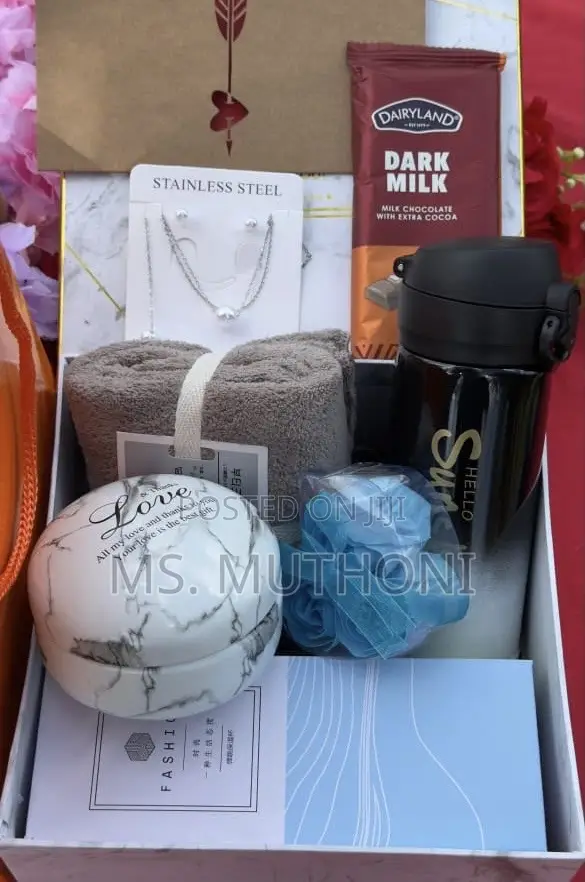 Relaxation and Selfcare Girlfriends Day Gift Set