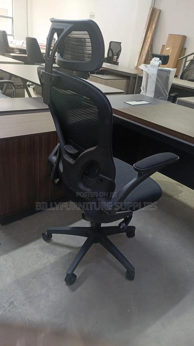 Professional Ergonomic Office Chair - thumbnail 3