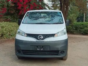 Nissan NV200 2019 White