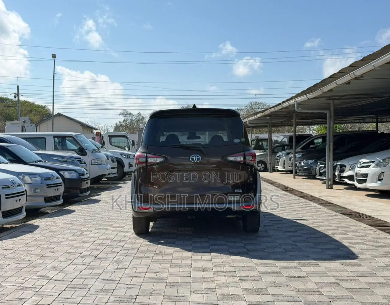 Toyota Sienta 2019 Brown