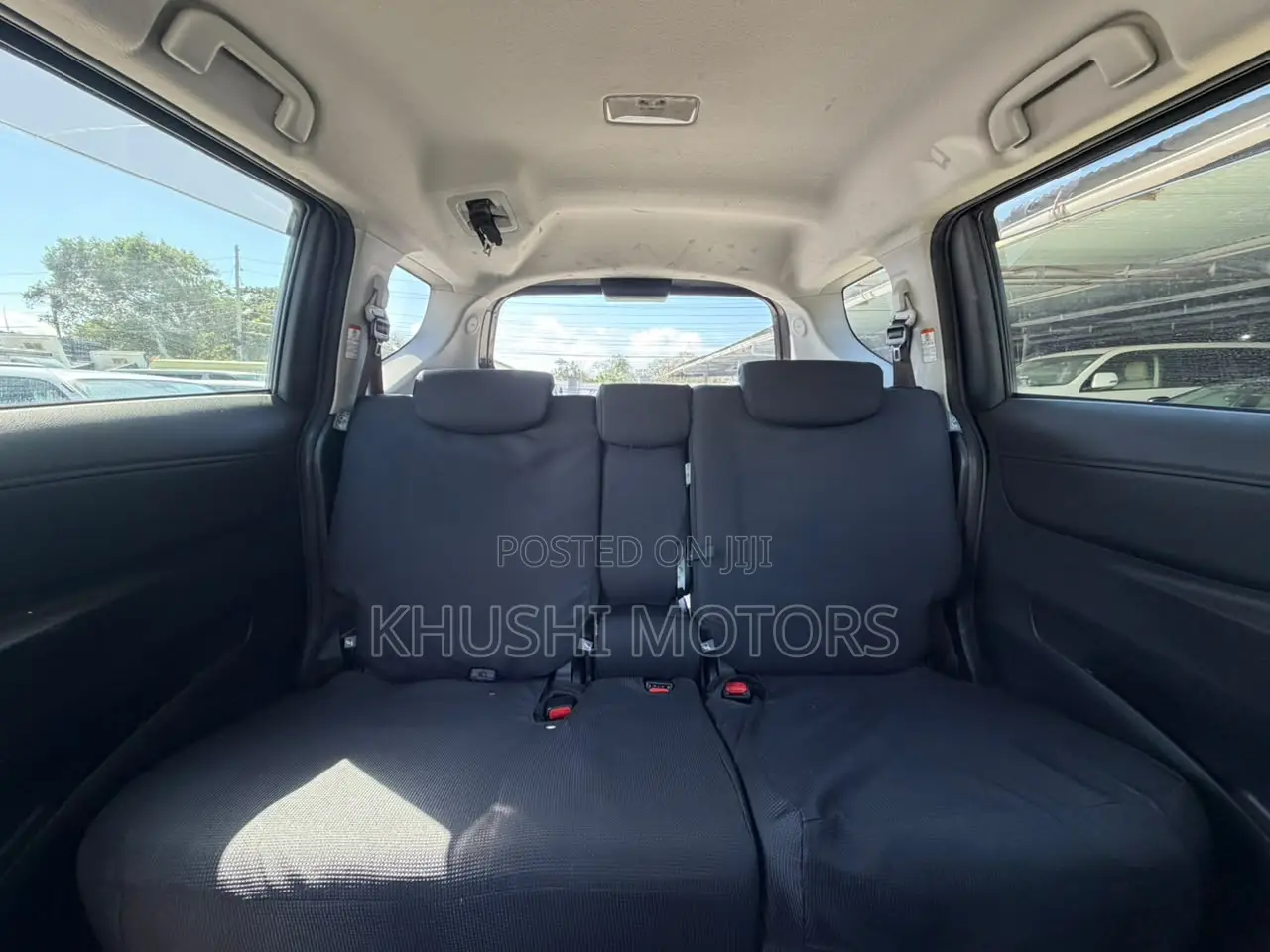 Toyota Sienta 2019 Brown