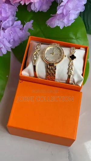 Girlfriend's Day Watch With Bracelet Gift Package