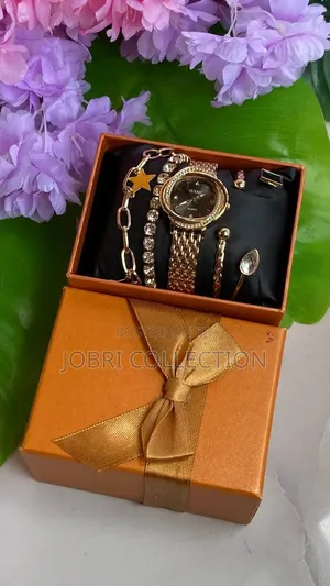 Girlfriend's Day Watch With Bracelet Gift Package