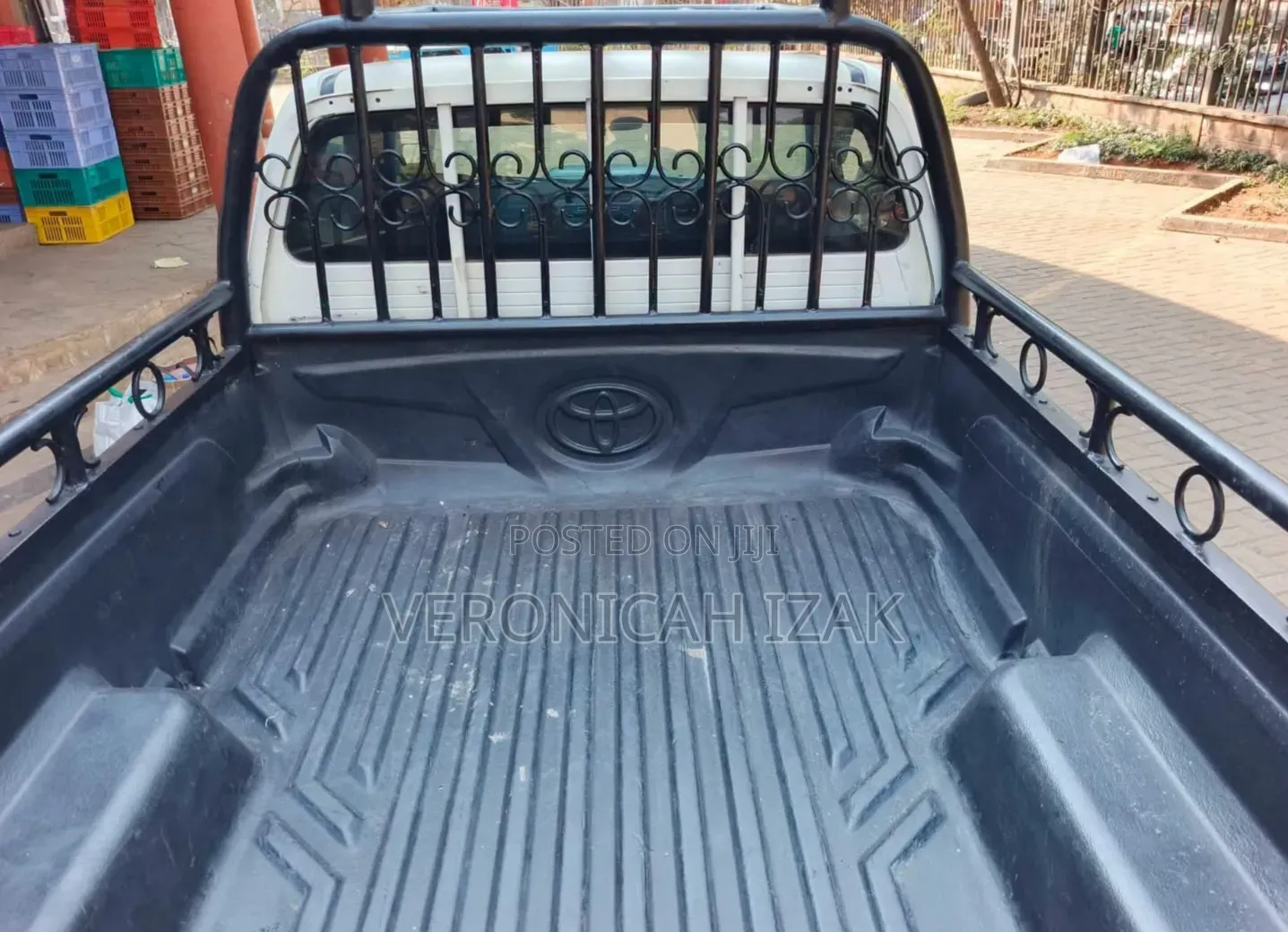 Toyota Hilux 2015 White