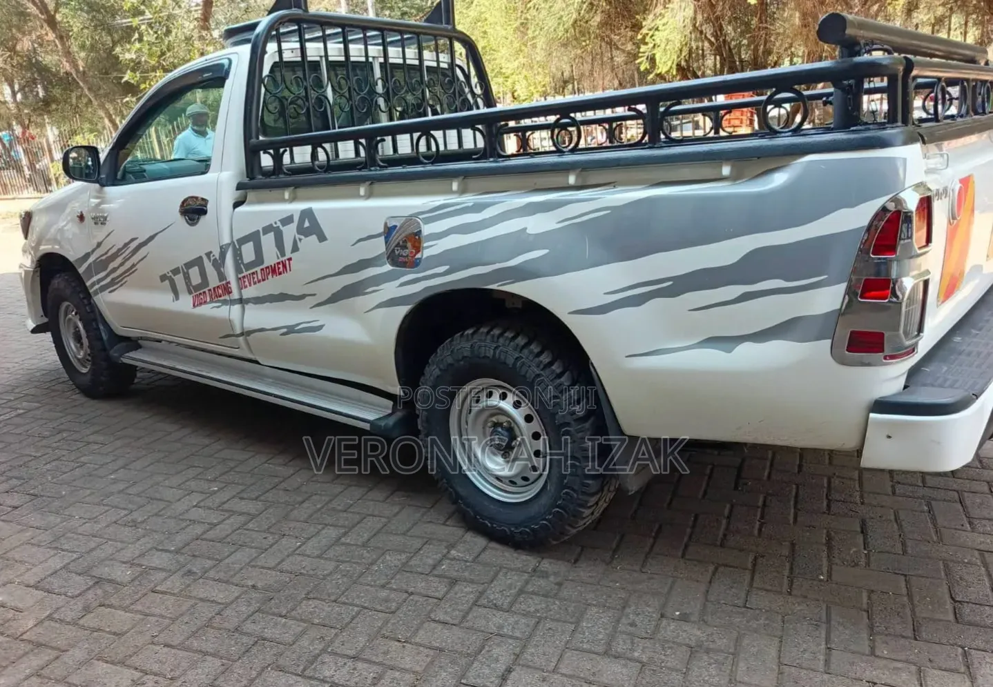 Toyota Hilux 2015 White
