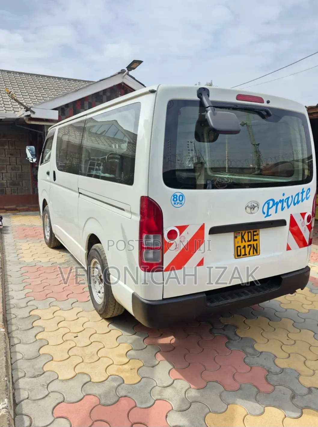 Toyota HiAce 2014 White