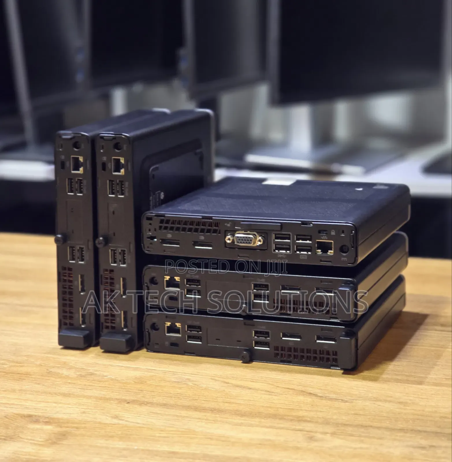 Desktop Computer HP EliteDesk 705 8GB AMD Ryzen 5 SSD 256GB