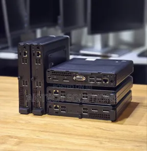 Desktop Computer HP EliteDesk 705 8GB AMD Ryzen 5 SSD 256GB