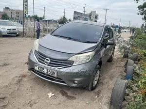 Nissan Note 2013 Green