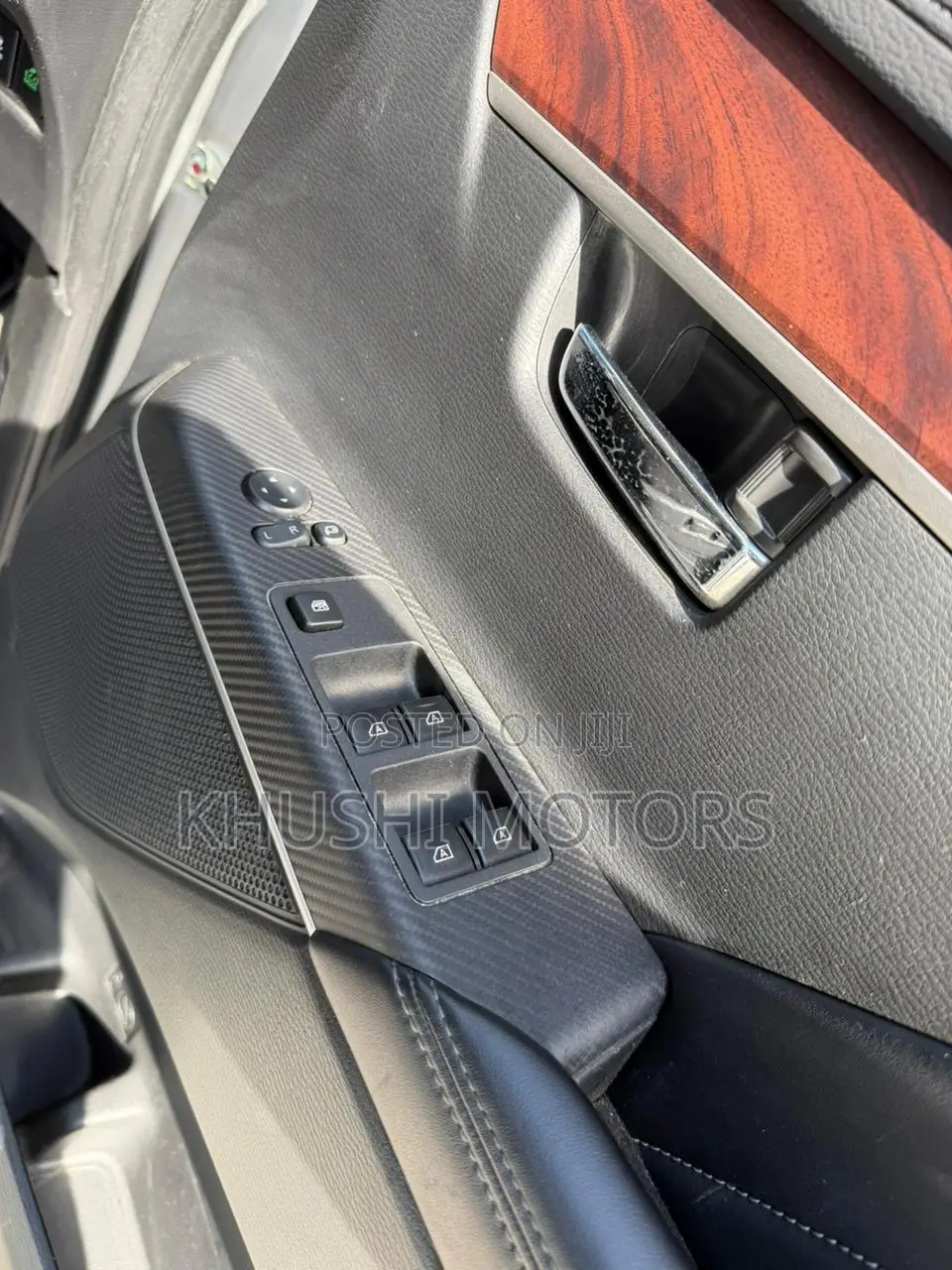 Mitsubishi Delica 2019 Silver