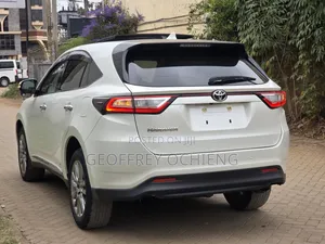 Toyota Harrier 2019 White