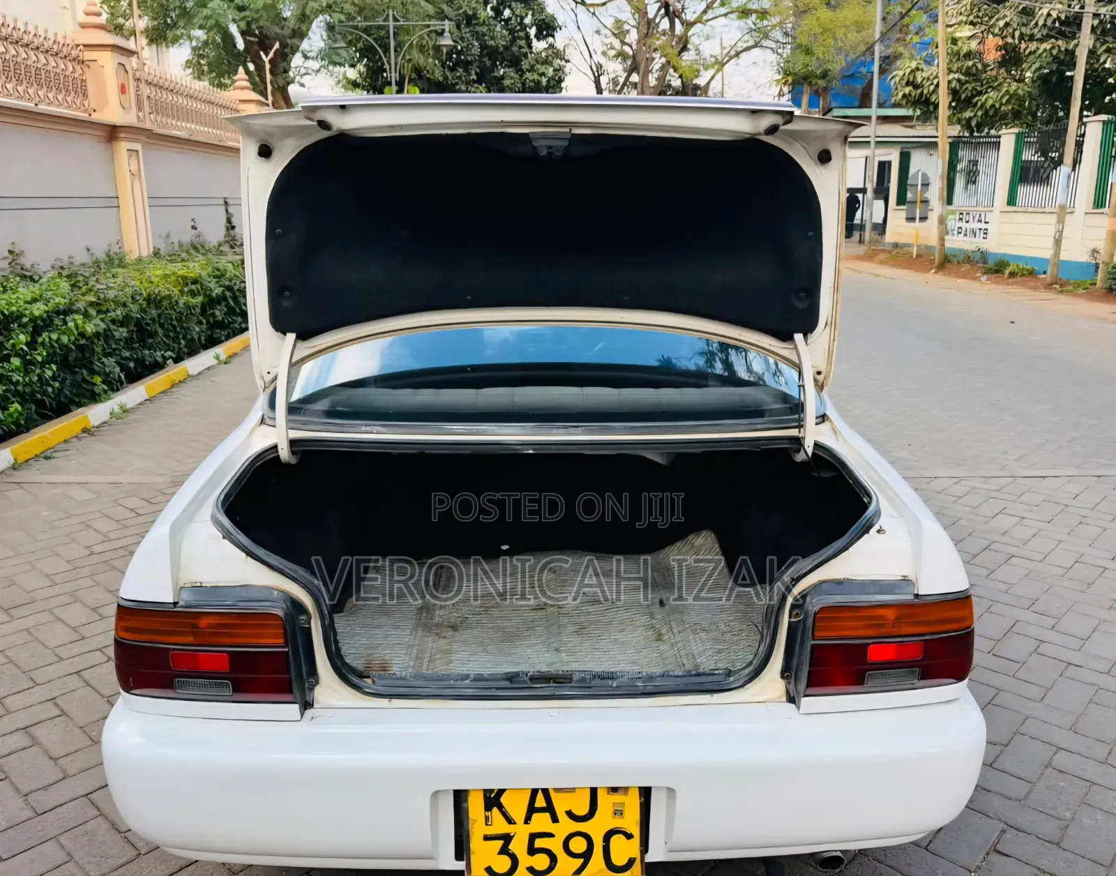 Toyota Corolla 1992 White