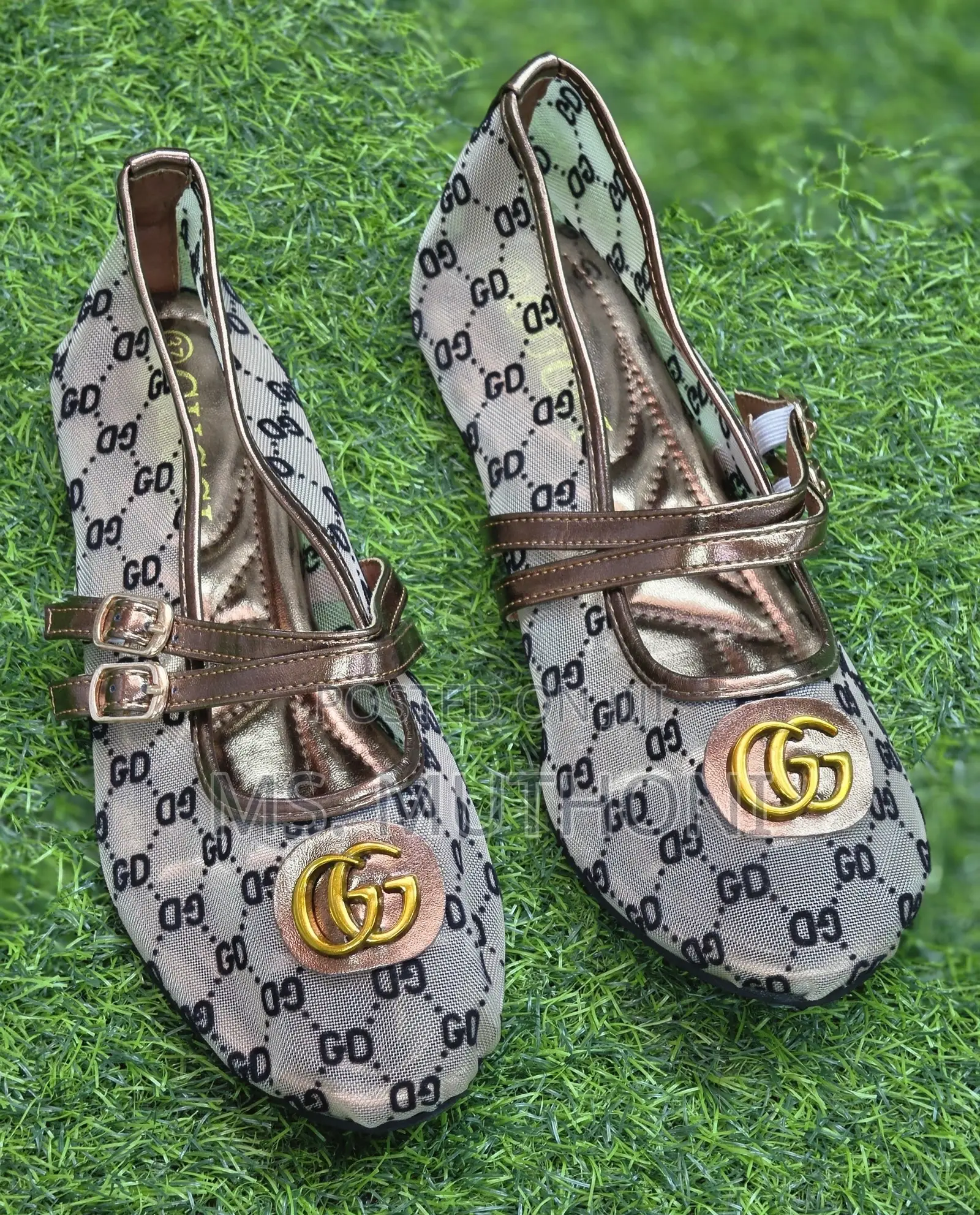 Chic Double-Strap Gucci-Style Ballerinas