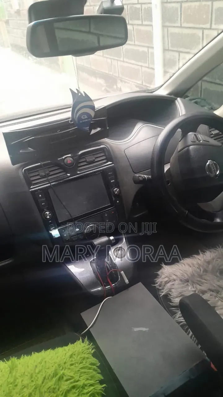 Nissan Serena 2014 Black
