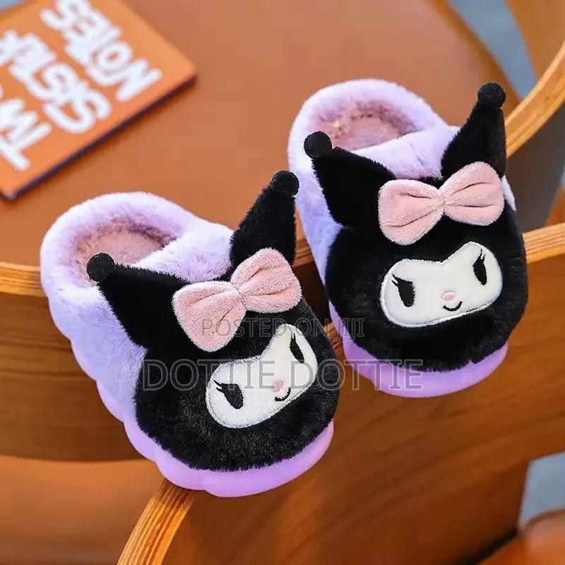 Gals Indoor Sandals. 24-39