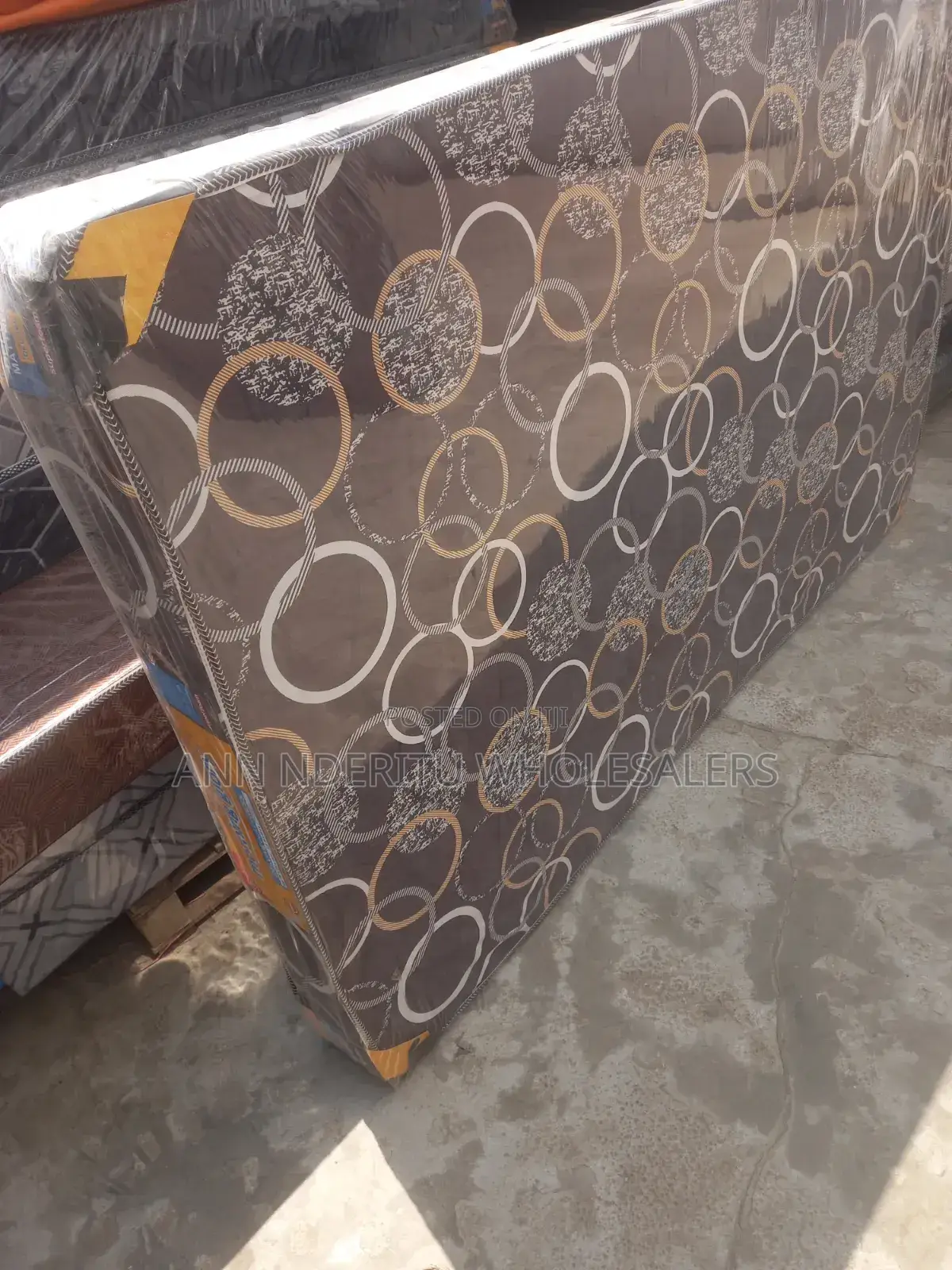 Plain 6 Inches 4*6 Mattress