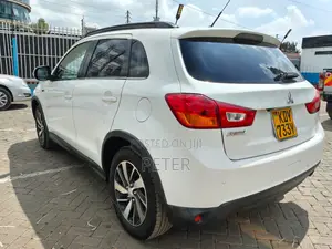 Mitsubishi RVR 2016 White