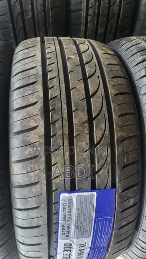235/40r18 Goddard
