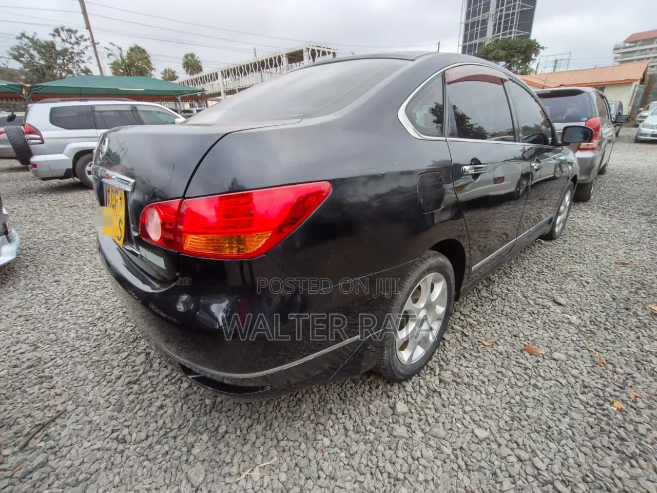 Nissan Bluebird 2008 Black