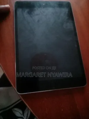 Apple iPad mini 3 64 GB Silver