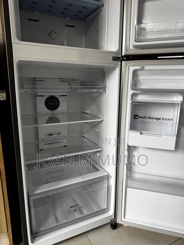 Samsung 324L Fridge - thumbnail 4
