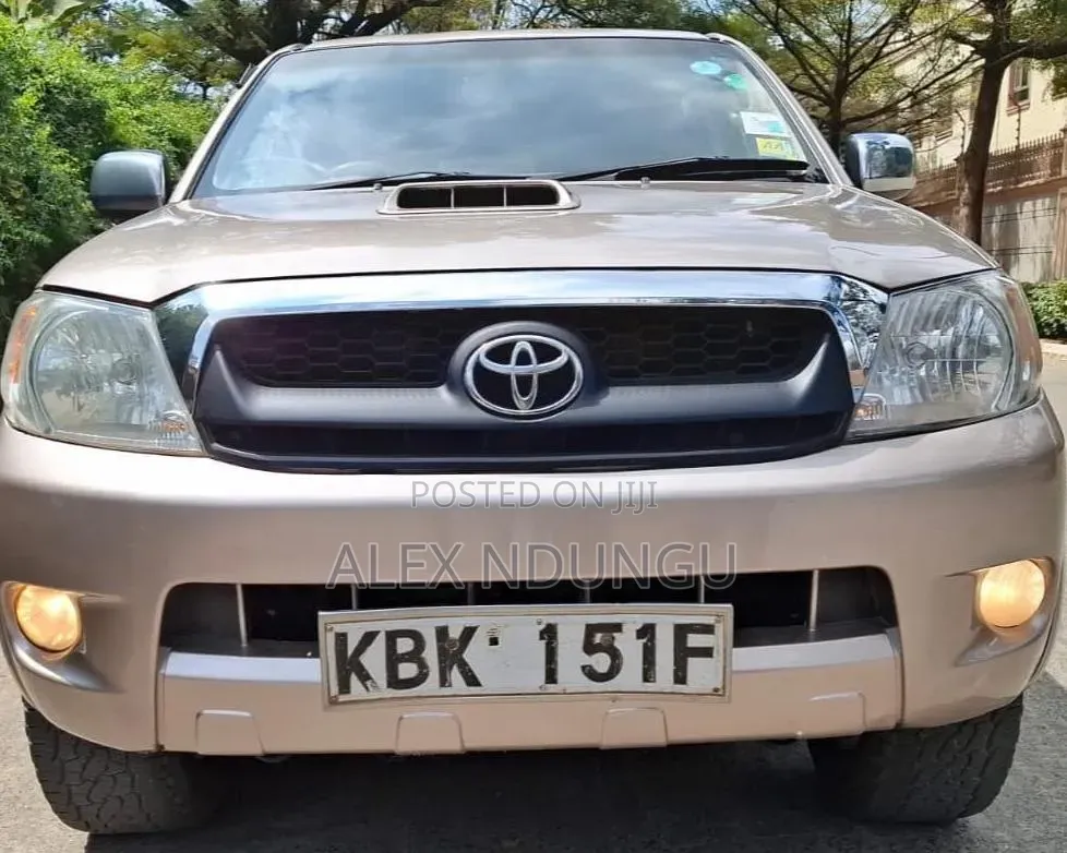 Toyota Hilux 2.5 Cab 2005 Beige