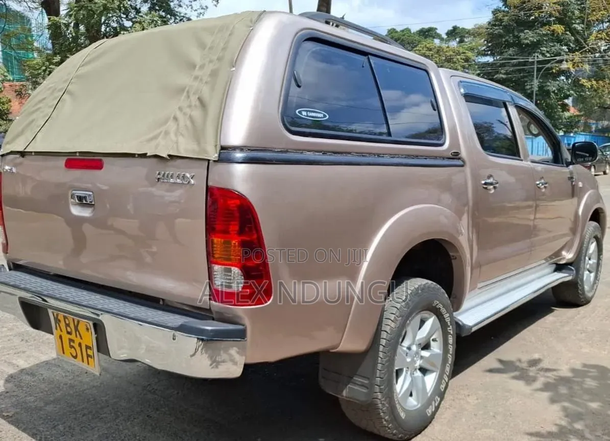 Toyota Hilux 2.5 Cab 2005 Beige