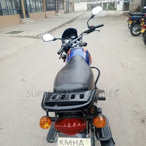 Bajaj Boxer 150 UG 2026 Blue