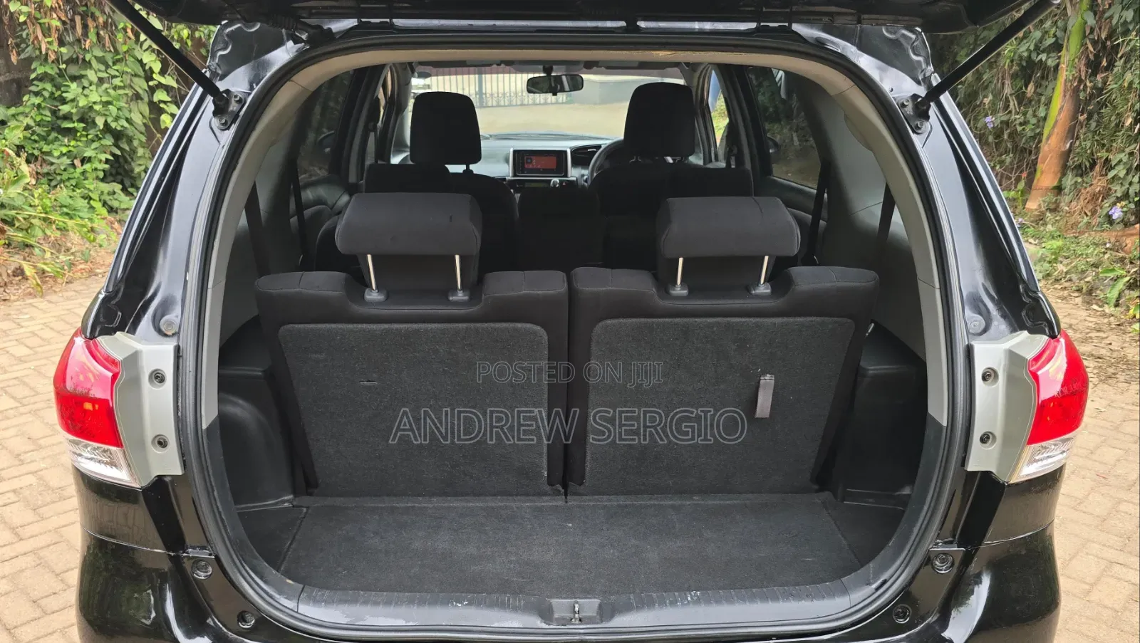 Toyota Wish 2012 Black