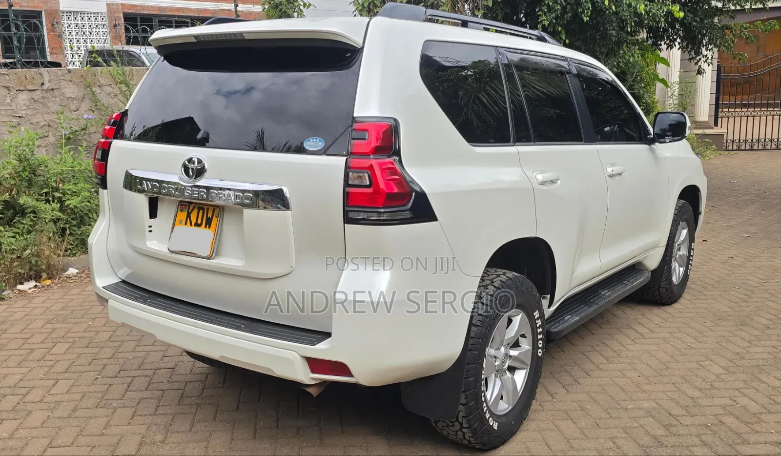 Toyota Land Cruiser Prado 2018 White