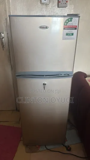 Volsmart Fridge 138l With 3 Stars and Valid Warranty