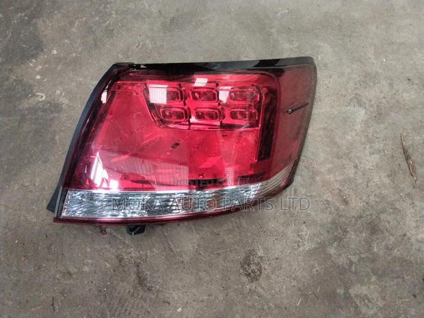 Taillight Allion 275 - main view
