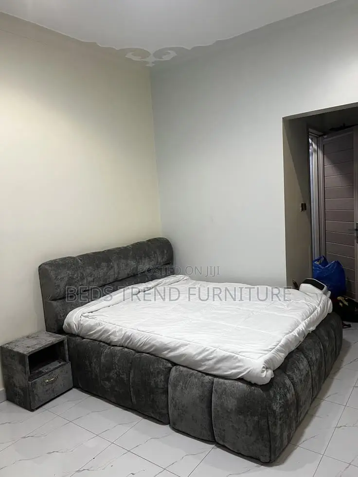 6x6 Bubble Bed Grey Velvet