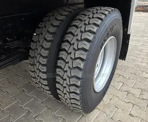Isuzu NPR .