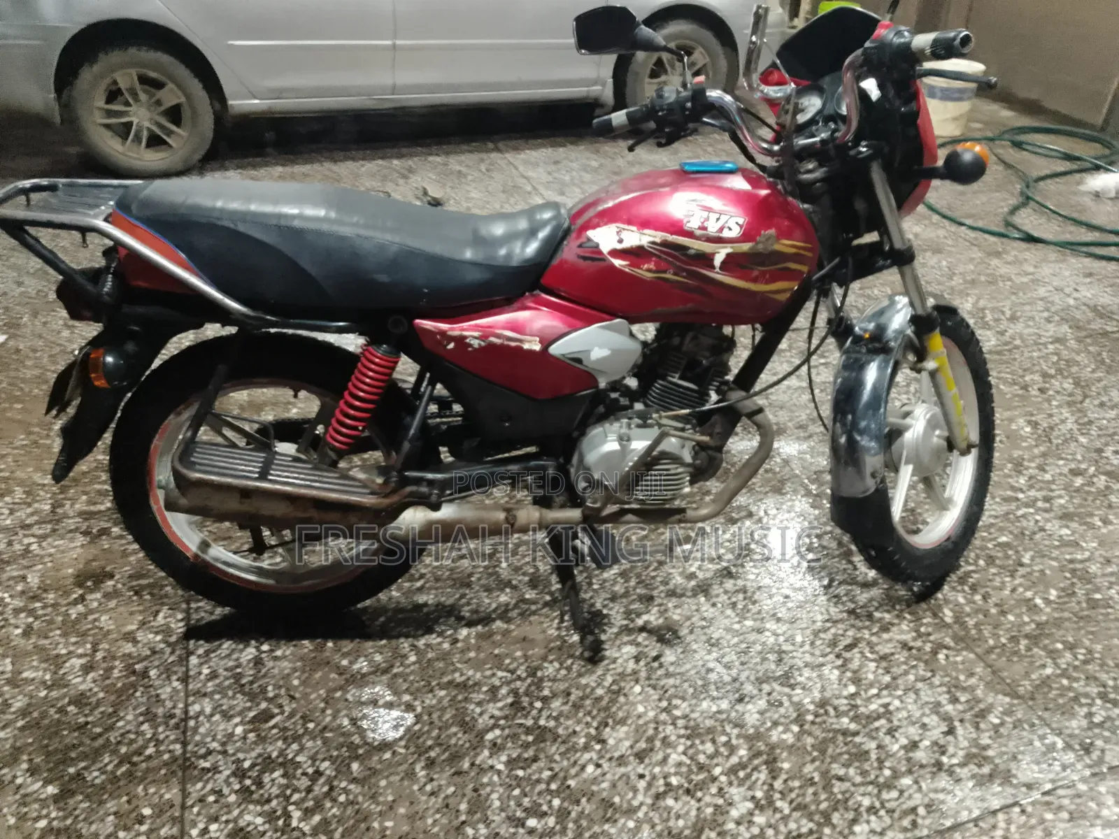 TVS HLX Plus ES 2019 Red