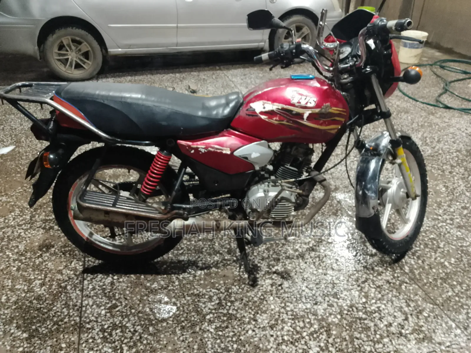 TVS HLX Plus ES 2019 Red