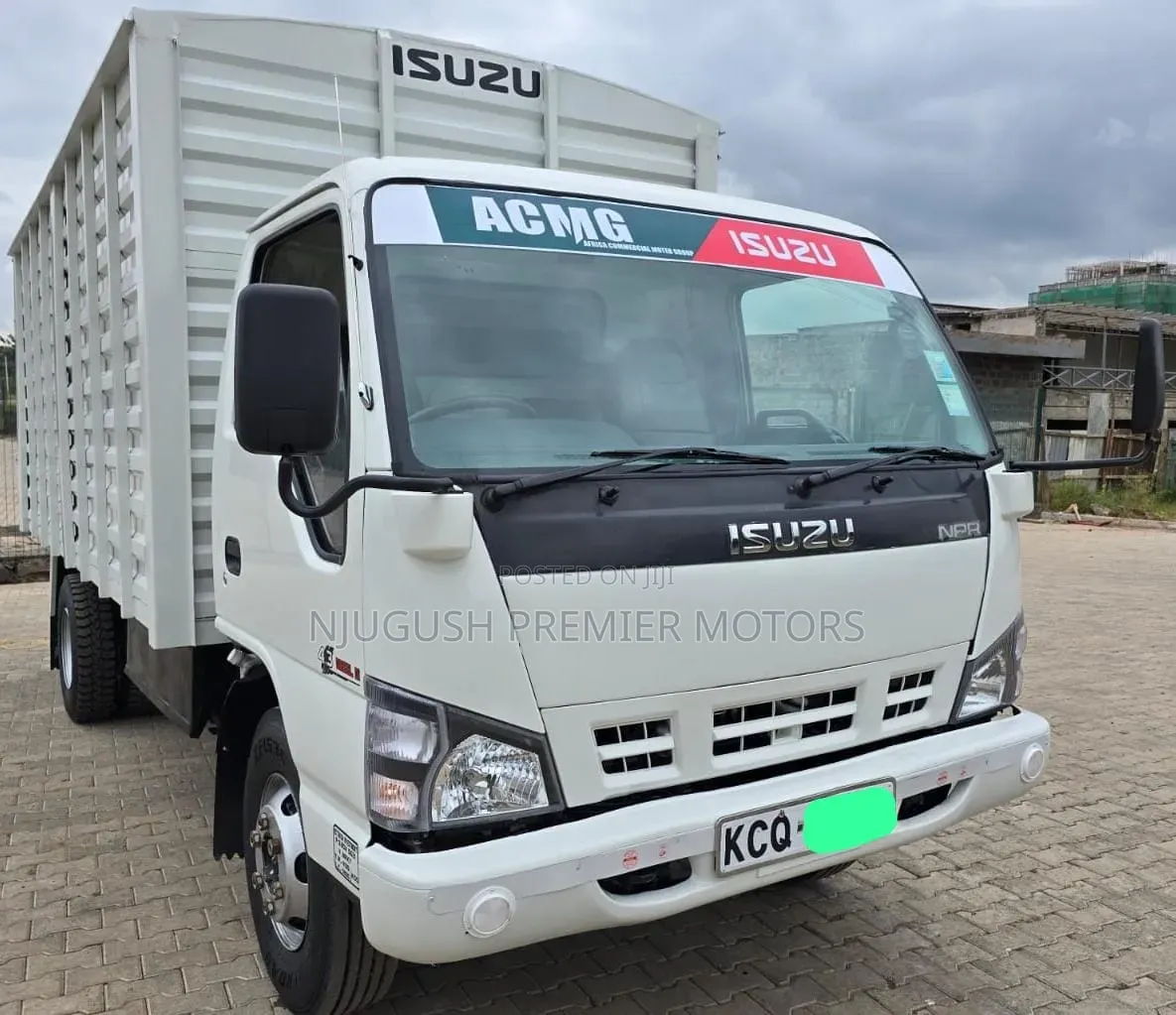 Isuzu NPR .