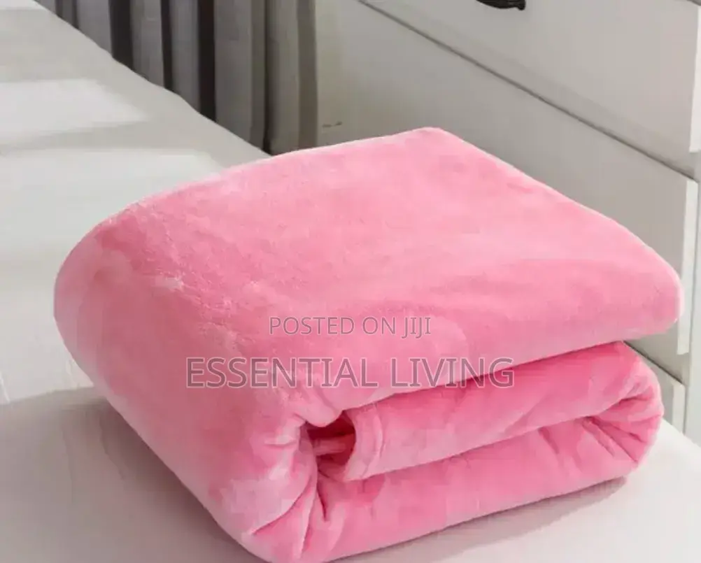 Pink Fleece Ultra Soft Blanket – Plush, Warm Cozy Decor152*203