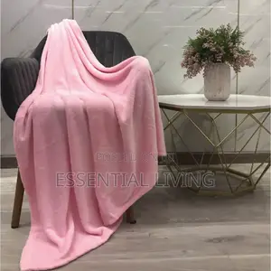 Pink Fleece Ultra Soft Blanket – Plush, Warm Cozy Decor152*203