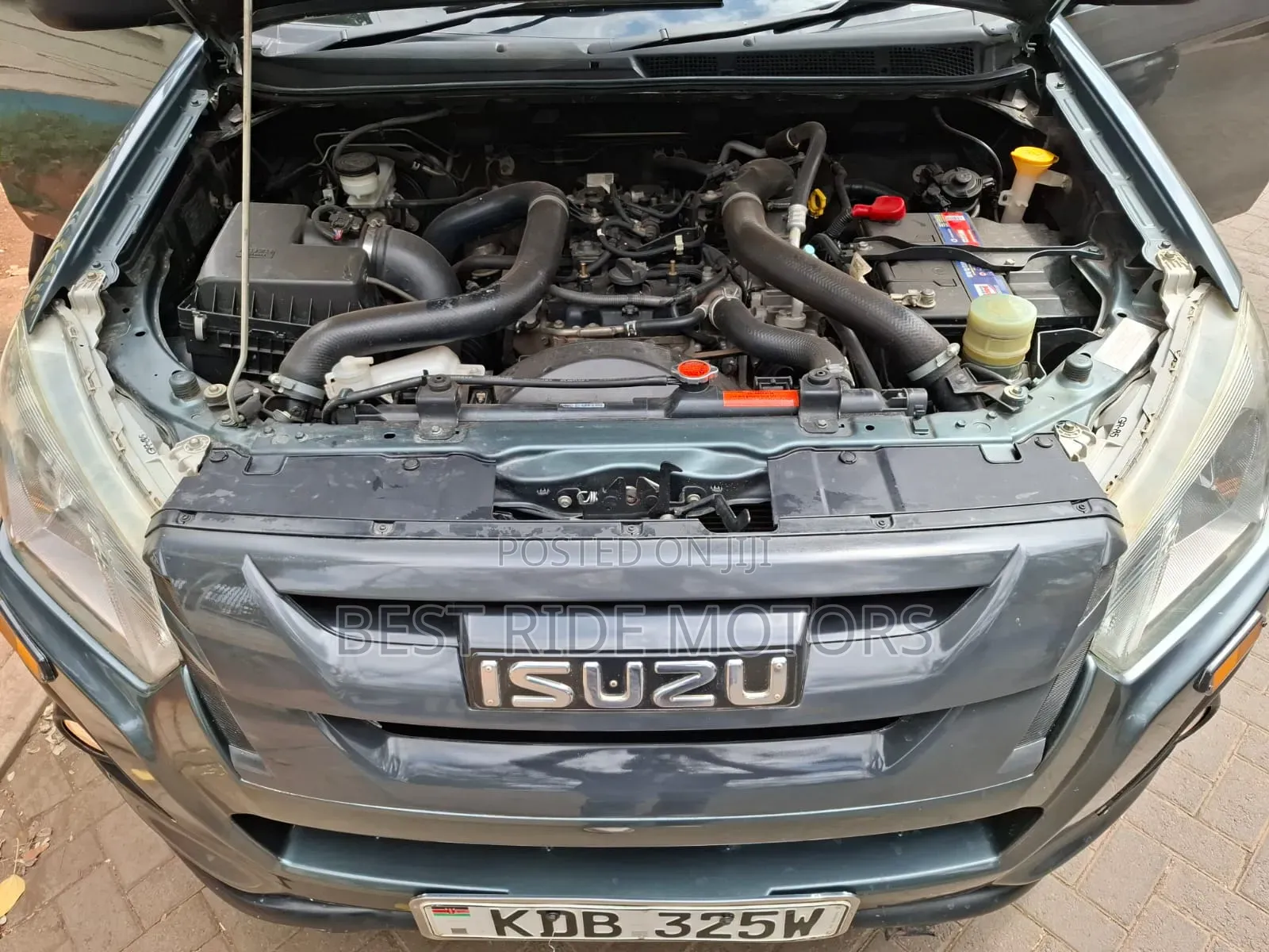 Isuzu D-MAX 2021 Gray