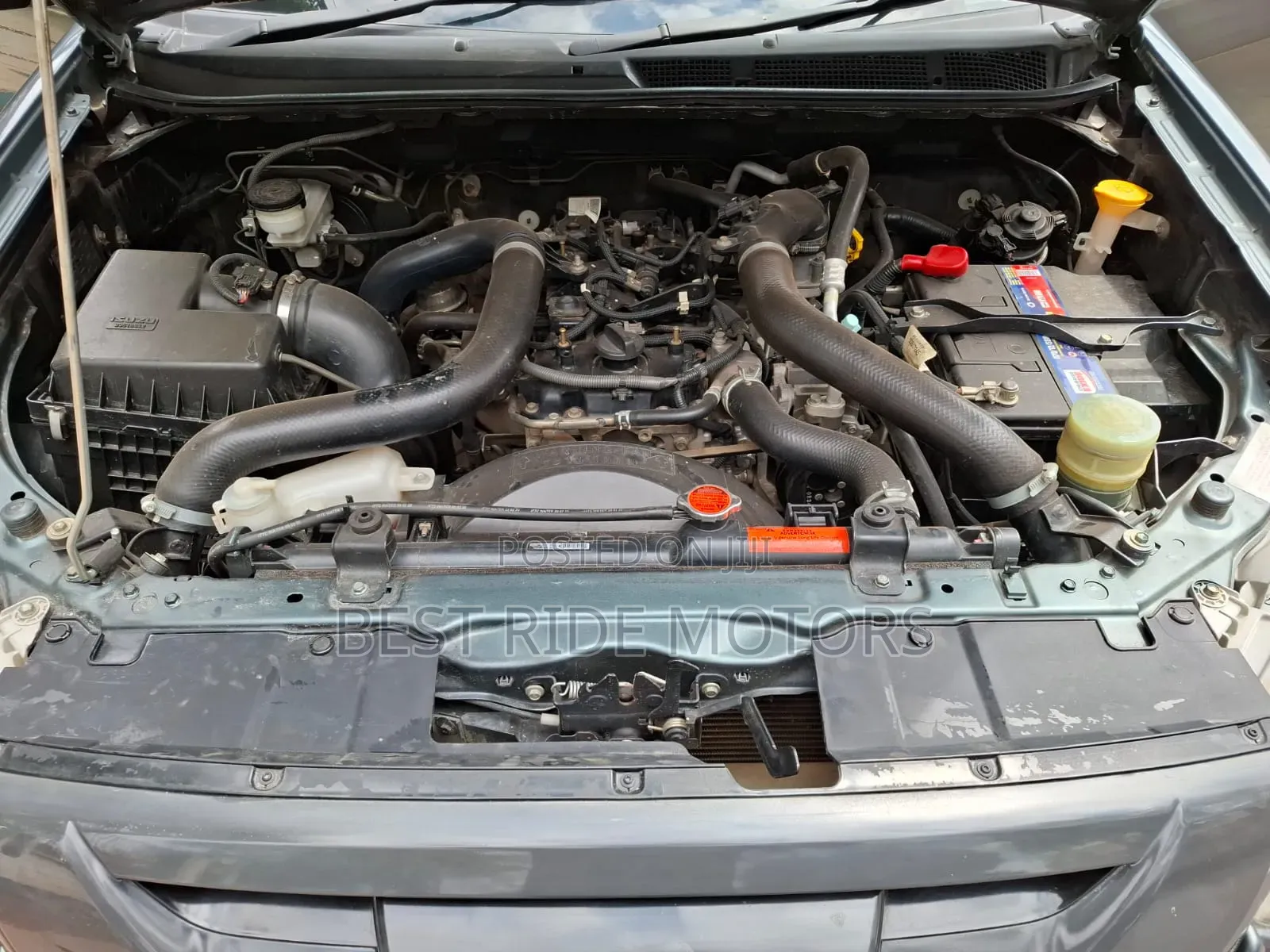 Isuzu D-MAX 2021 Gray