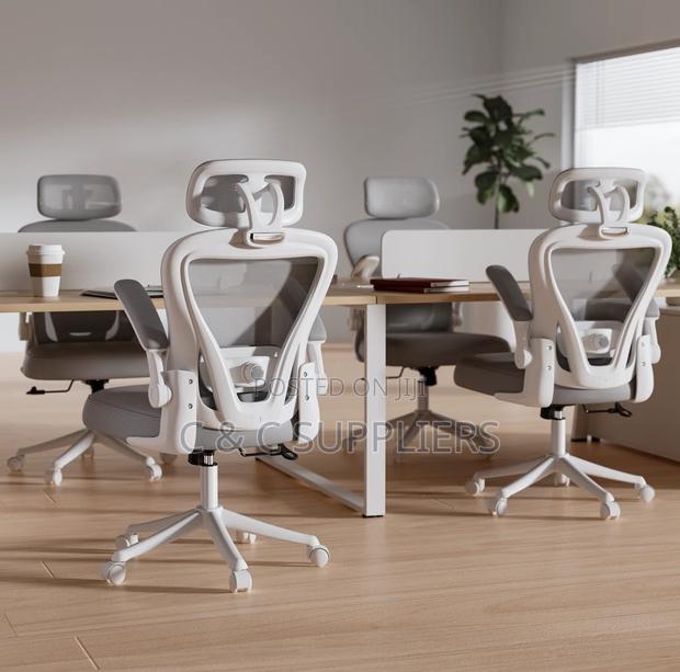 White Ergonomic Mesh Home Chair. - thumbnail 7
